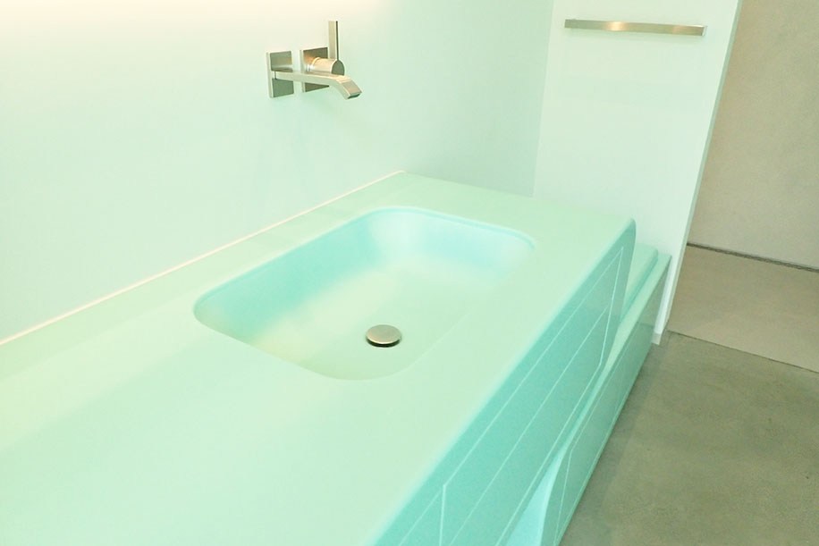 luxe design badkamermeubel in corian-op maat-limburg