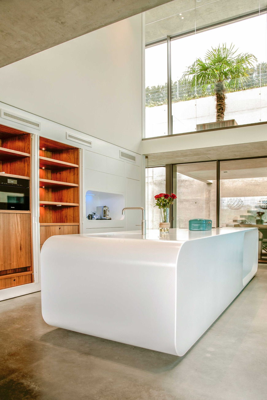 luxe design keuken in corian-op maat-limburg