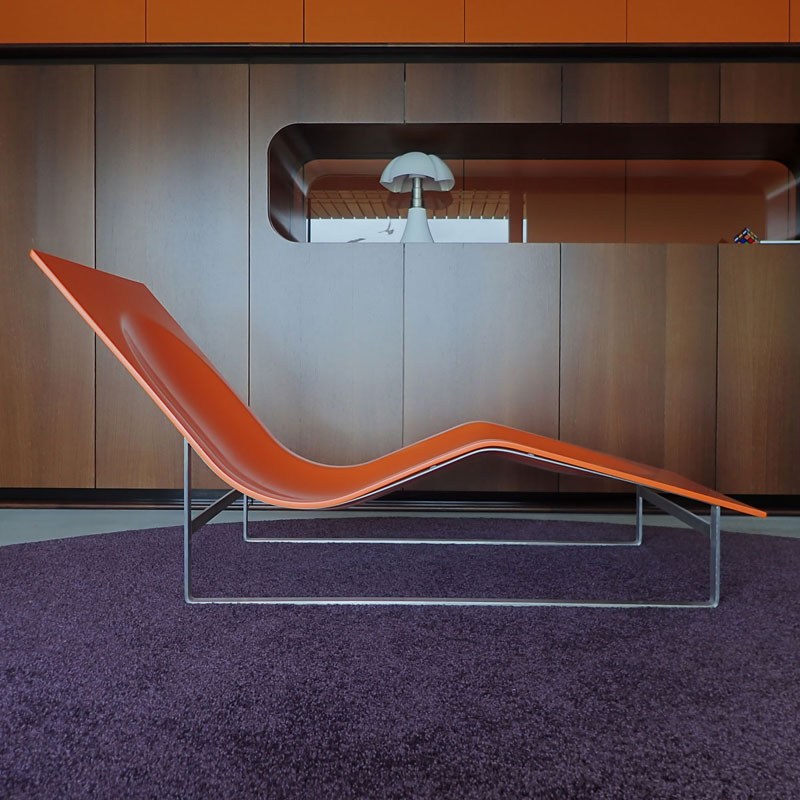 exclusief designmeubel-chaise longue in oranje corian