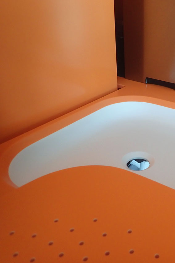 exclusief design meubel-koffiebar in corian-limburg-druip