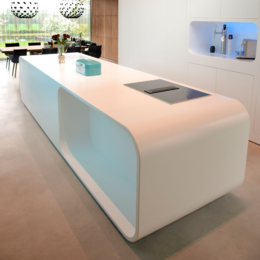 design keuken op maat uitgevoerd in solid surface